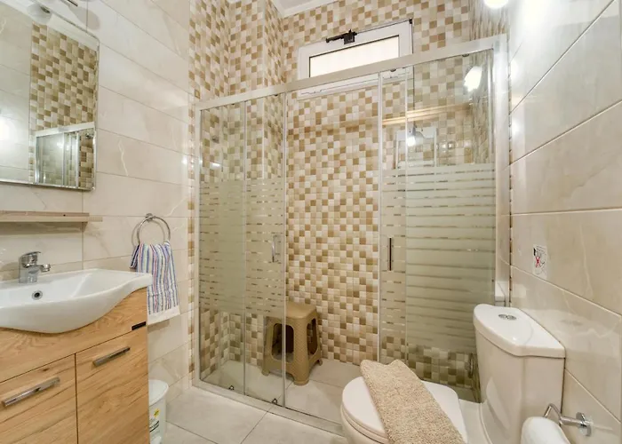 Lia * Pefki (Rhodes)